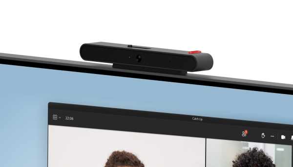 csm_ThinkCentre_TIO_24_11_79cbf81c0a.png Lenovo ThinkCentre TIO24 Touch 24″ | Intel Core i5‑10400T | WebCam Casse Audio Windows 11 Pro Monitor NUOVO
